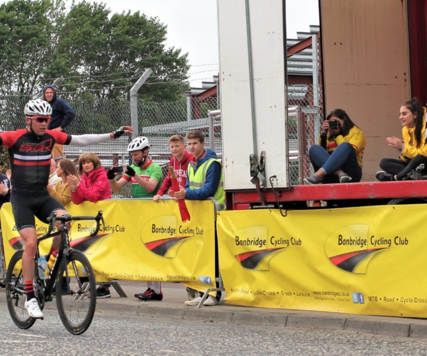 exc-5cfa6fe6b2420c0001e32de5