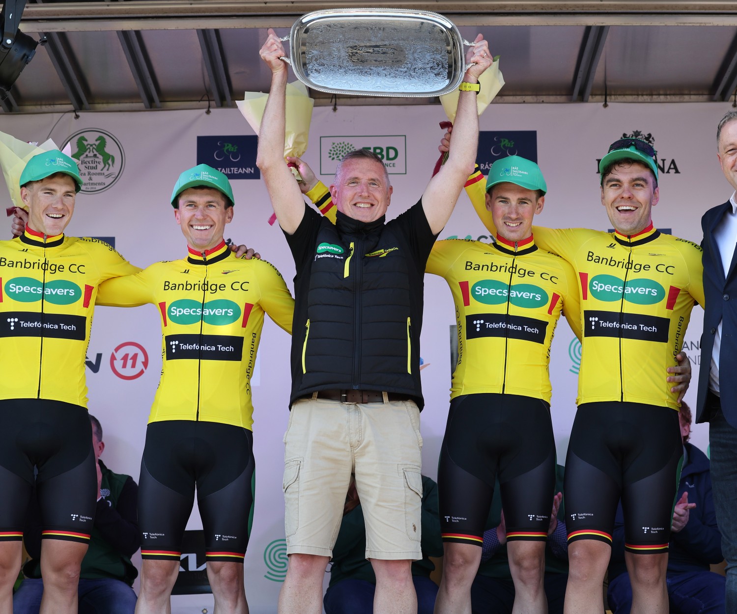 PRESS RELEASE….NO REPRODUCTION FEE….EDITORIAL USE ONLY

Rás Tailteann. Stage 5, Kildare- Bective 25/5/2025
Thomas Byrne TD with the Wining County team Banbridge CC
Pic : Lorraine O’Sullivan